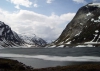 Lago noruego en junio
