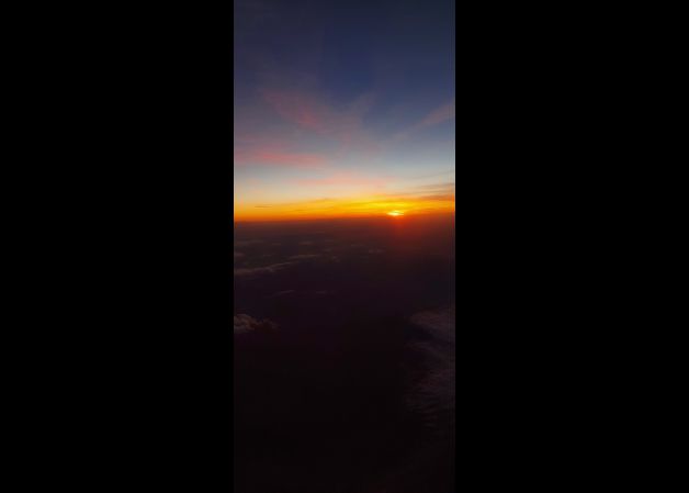 Atardecer desde las nubes