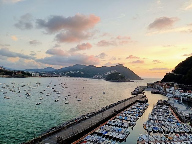 Atardecer en el puerto 