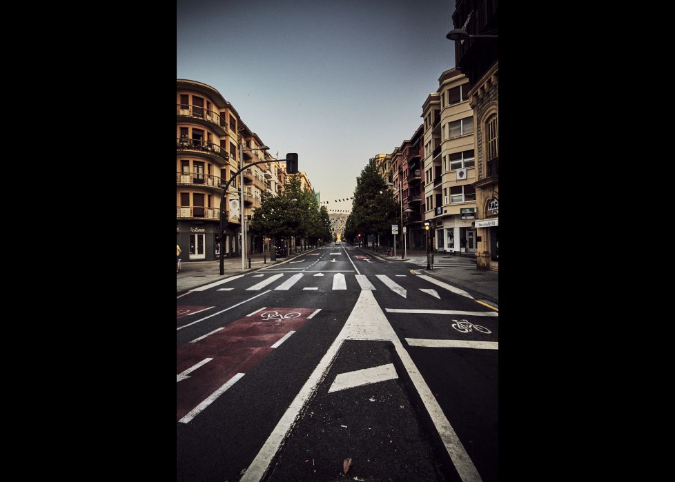 La ciudad despierta vacia