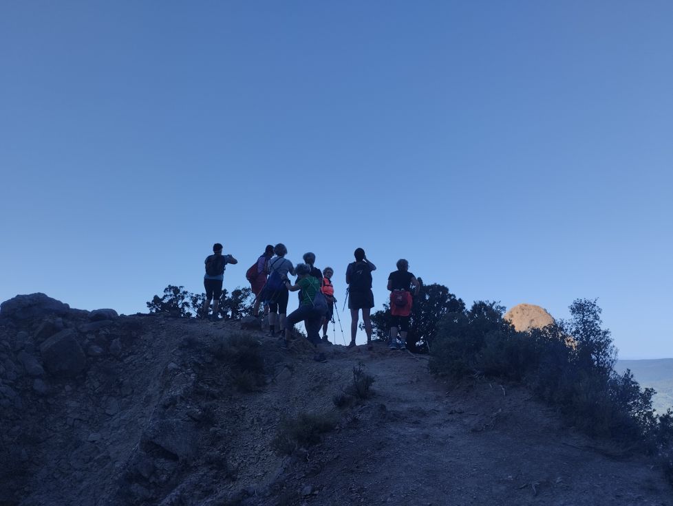 Emakumeak mendian RIGLOS