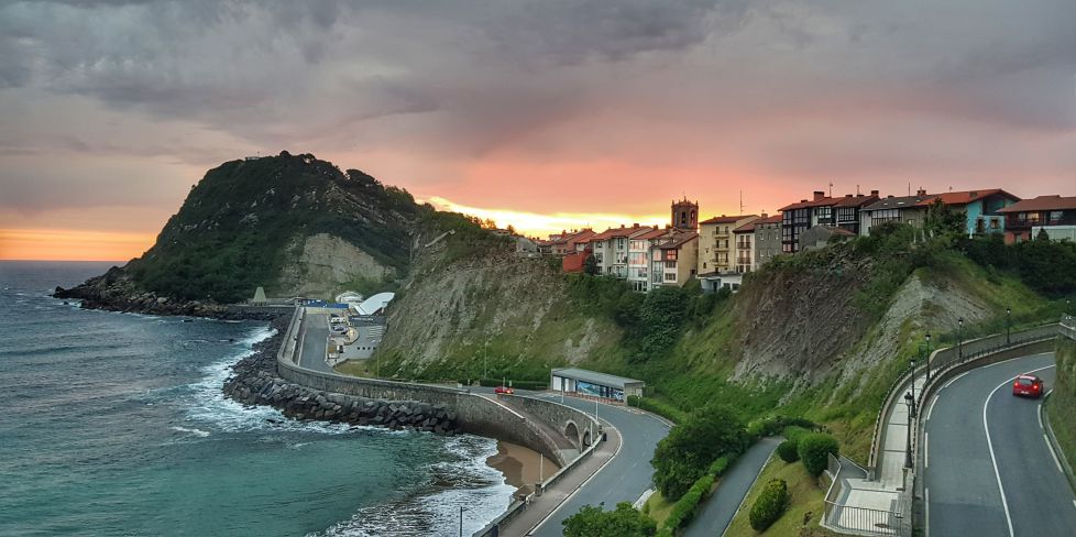 Gaztetape hondartza eta bere ingurua