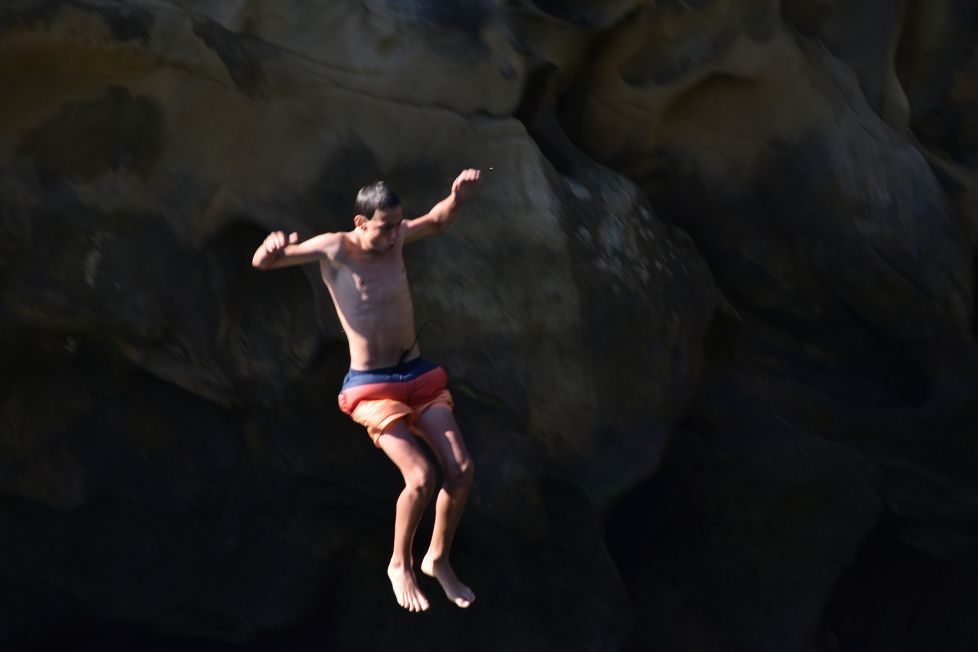 GRABITATEA / GRAVEDAD