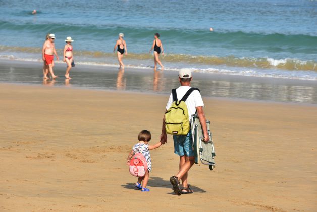 HONDARTZAN / EN LA PLAYA