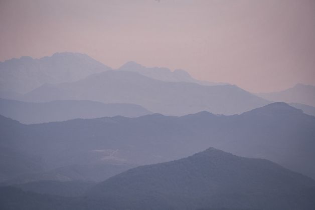 Pirineos desde el Alto de las Coronas