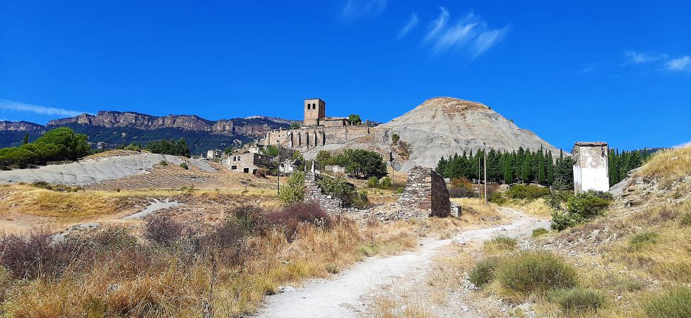 Pueblo abandonado de Escó.