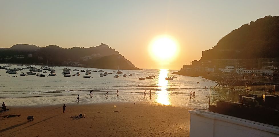 ATARDECER EN LA  CONCHA