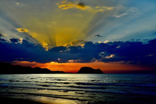 Atardecer en la playa de Zarautz 