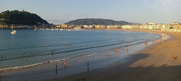 playa de  la  concha