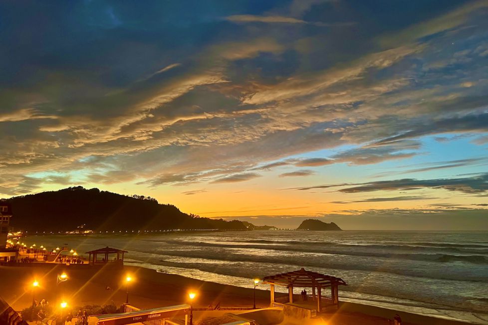 Ilunabarra Zarautzko hondartzan