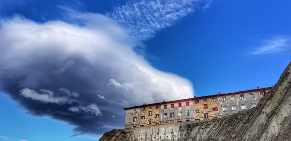 \"Las casas colgadas\"