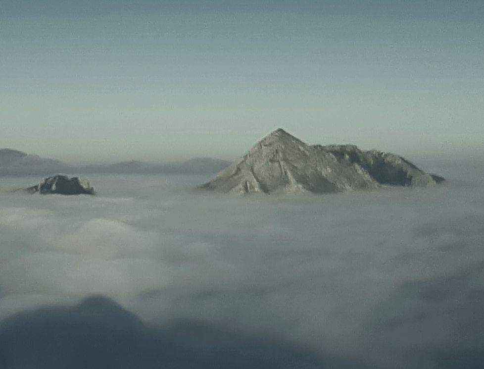 Anboto a la sombra de Udalaitz 