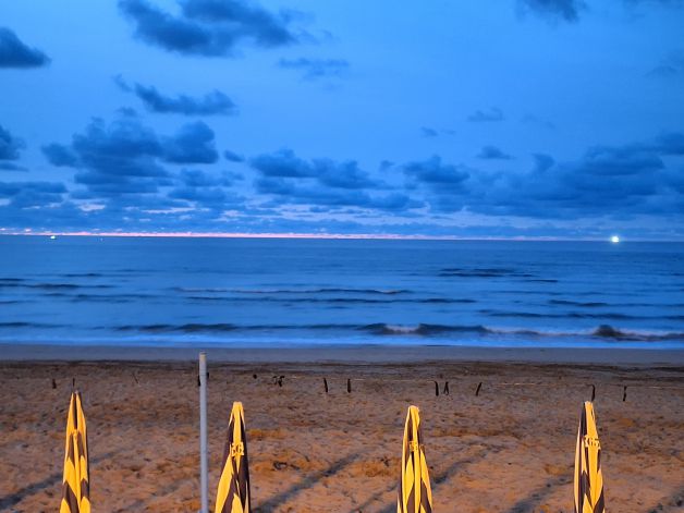 Anoche sobre el Ratón