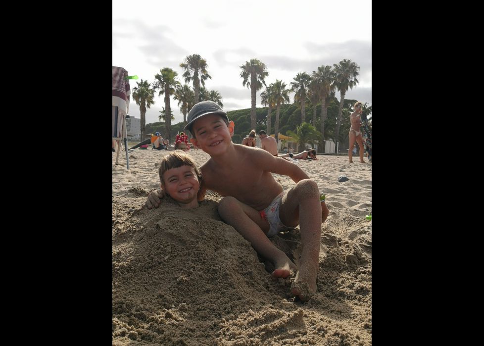 Durmiendo bajo la arena