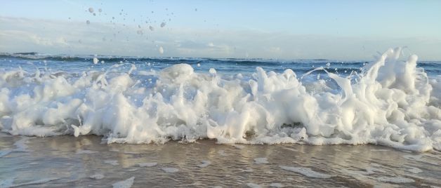 Espuma en las olas