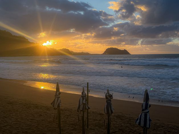 Ilunabarra Zarauzko hondartzan