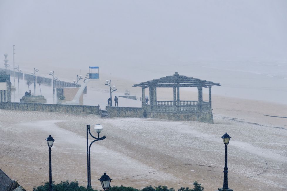 Invierno en la playa de Zarautz