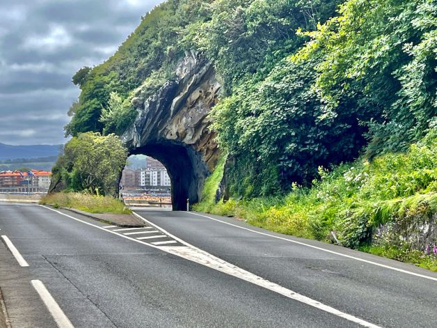 El primer túnel ( De Zarautz a Getaria)