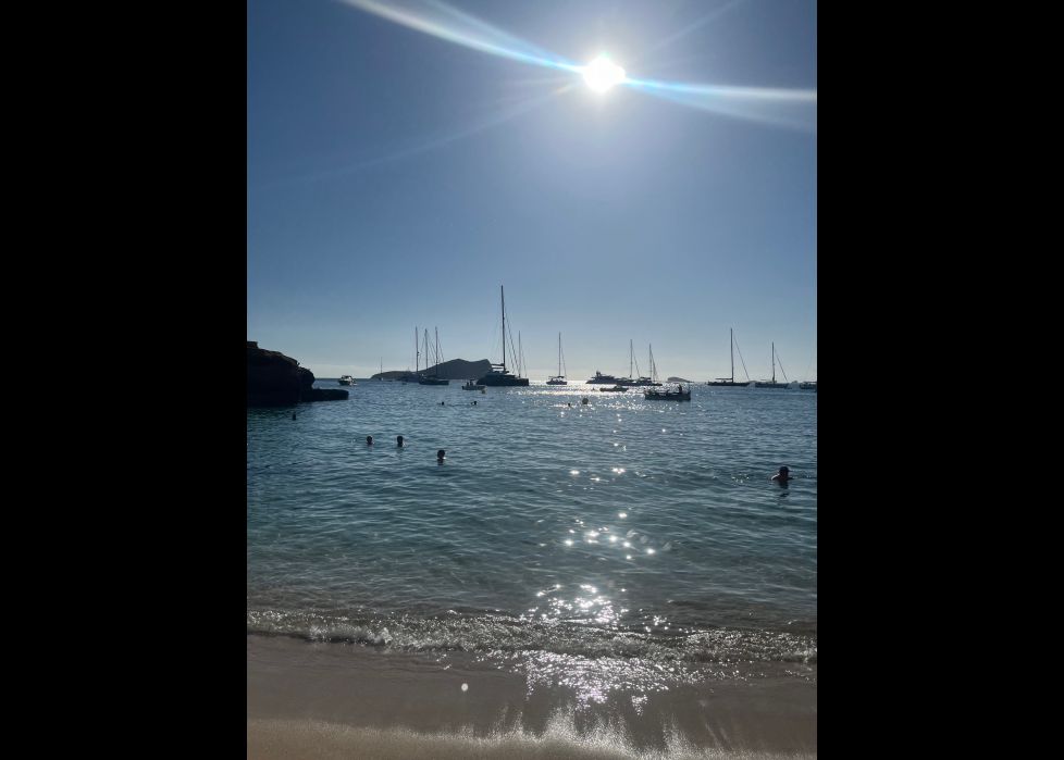 Disfrutando de las maravillas de La Isla de Ibiza.