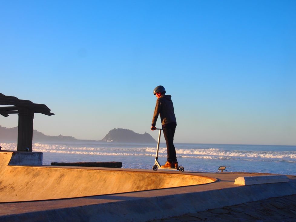 Disfrutando con el patinete