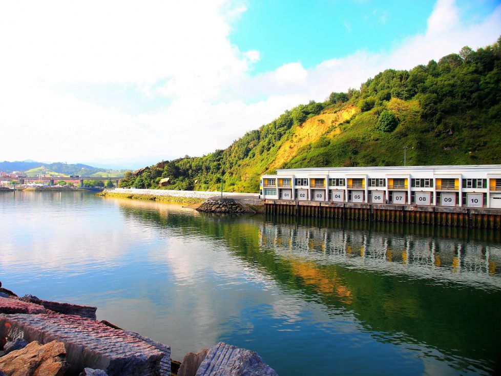 Entre nubes y sombras