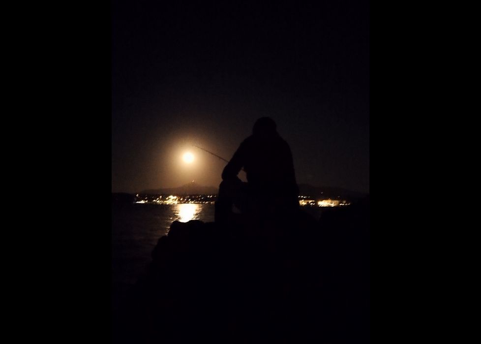Pescando a la luna