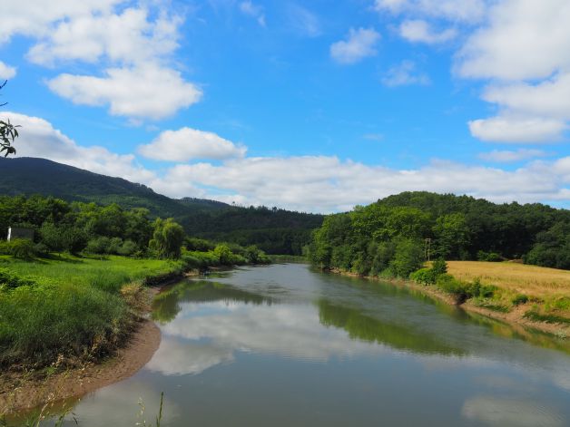 Reflejos azul y blanco