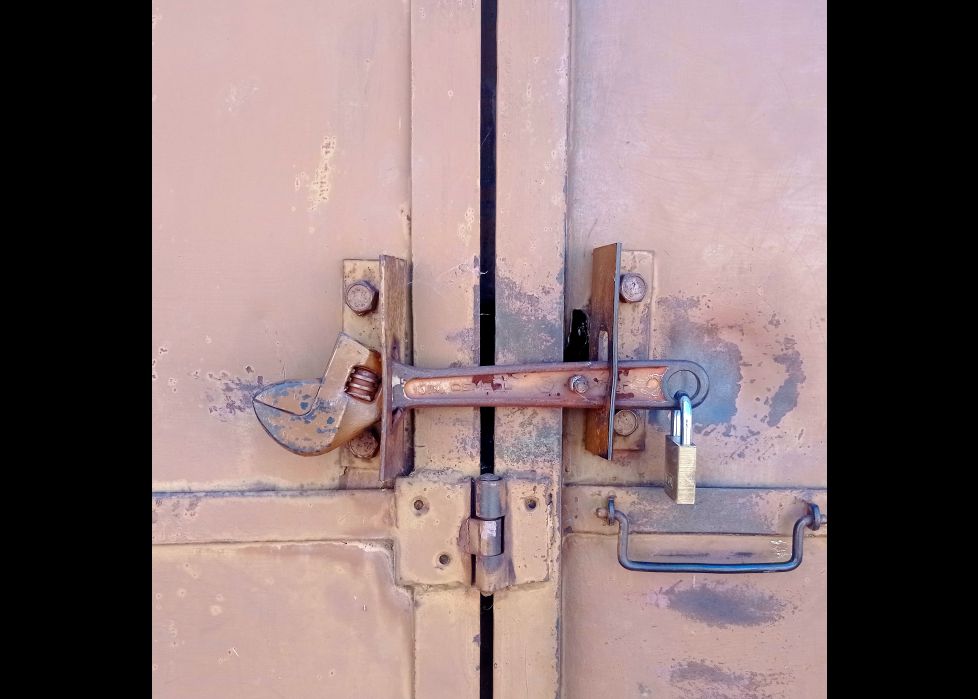 Cerrojo a la Riojana