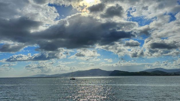 Egunsentia belaontzi batean