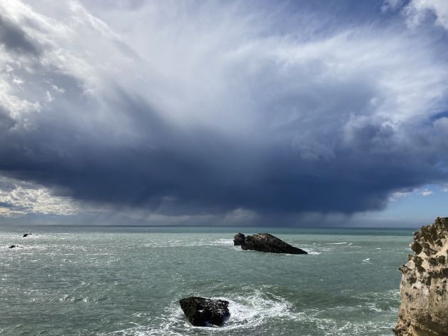 Ekaitza itxaso zabalean