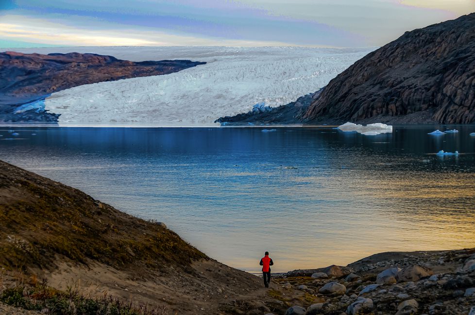 ENFRENTE DEL ISLANDIS