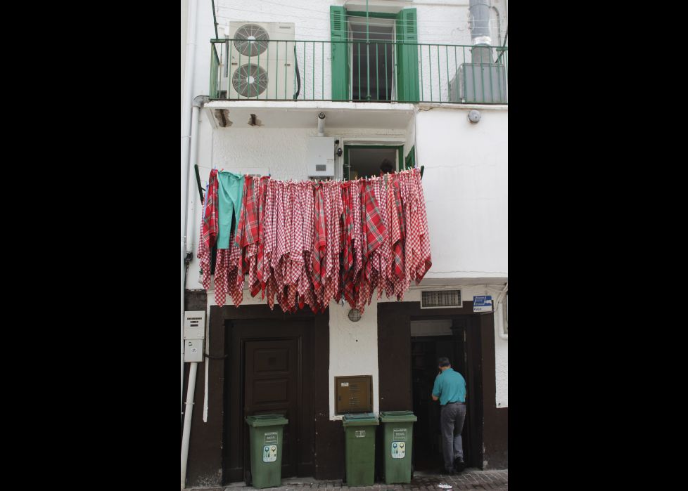 Los manteles al sol. 