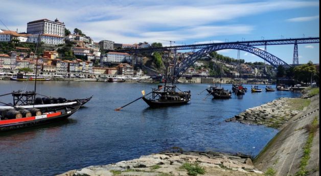 MIRANDO DESDE LA BAHÍA DE GAIA