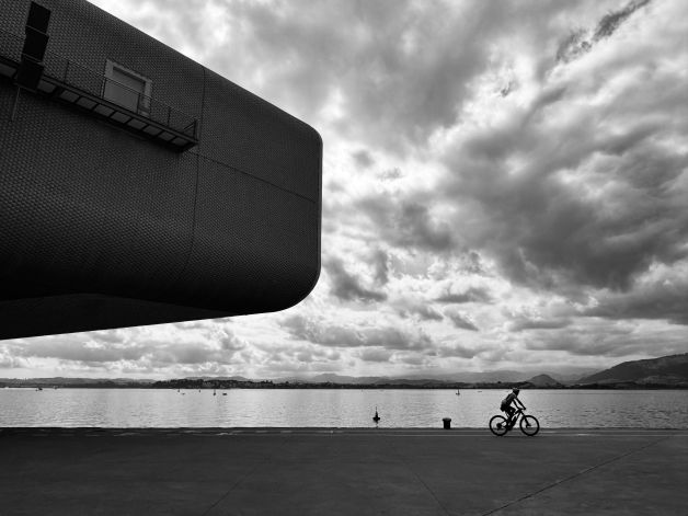 Paseo a la orilla del mar