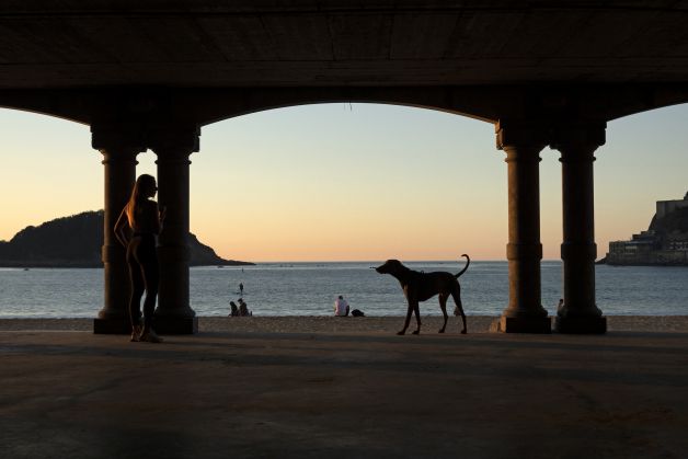 Siluetas en la bahia
