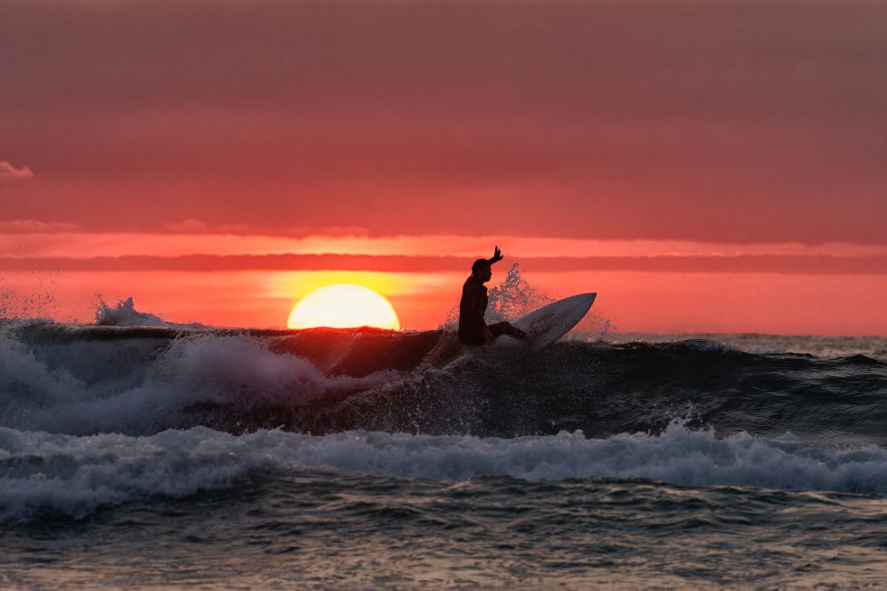 Surfeando con el sol