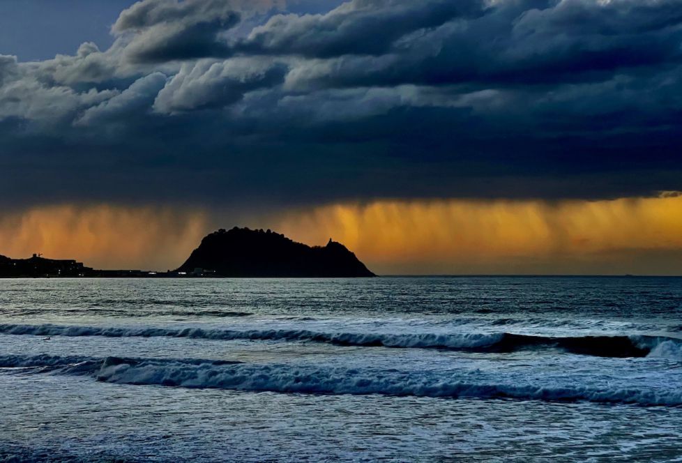 Temporal en la playa de Zarautz