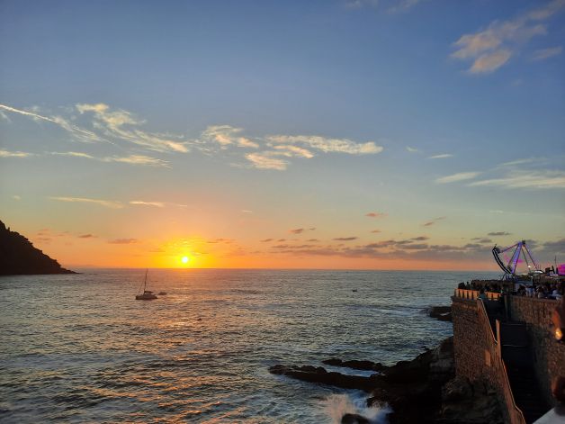 Vistas y barco vikingo Semana grande