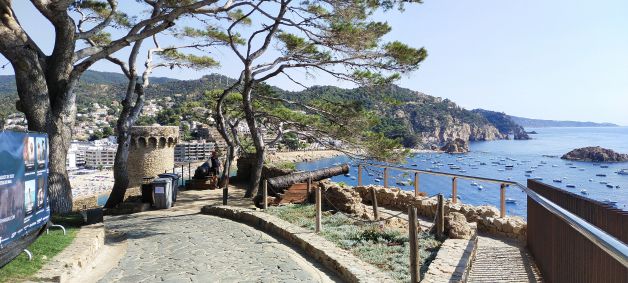 Vistas desde la muralla Tossa de Mar