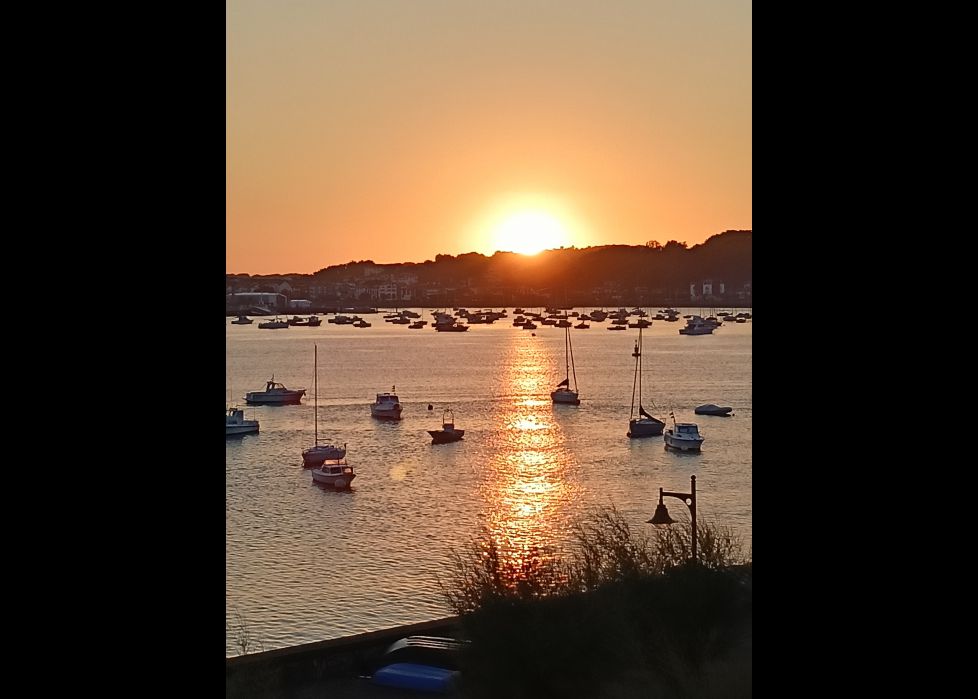 Amanecer en Hondarribia 