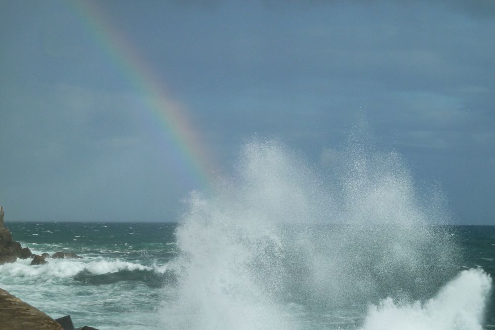El arco Iris,y la ola.