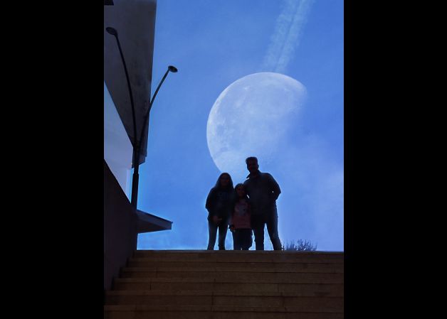 Bajo la luz de la luna.....