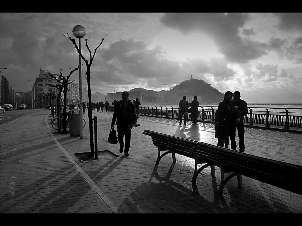 contraluz en la Zurriola, Gros, Donosti.