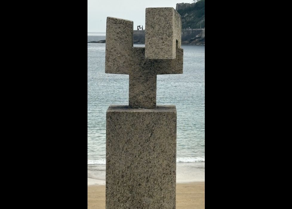 Escultura al cuadrado