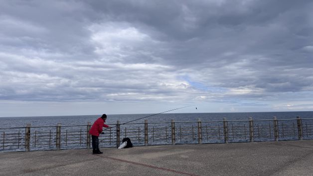 Momento de pesca sin miedo al temporal