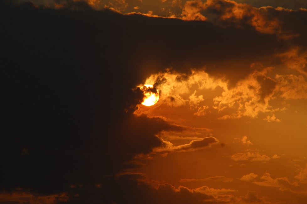 Atardecer entre nubes