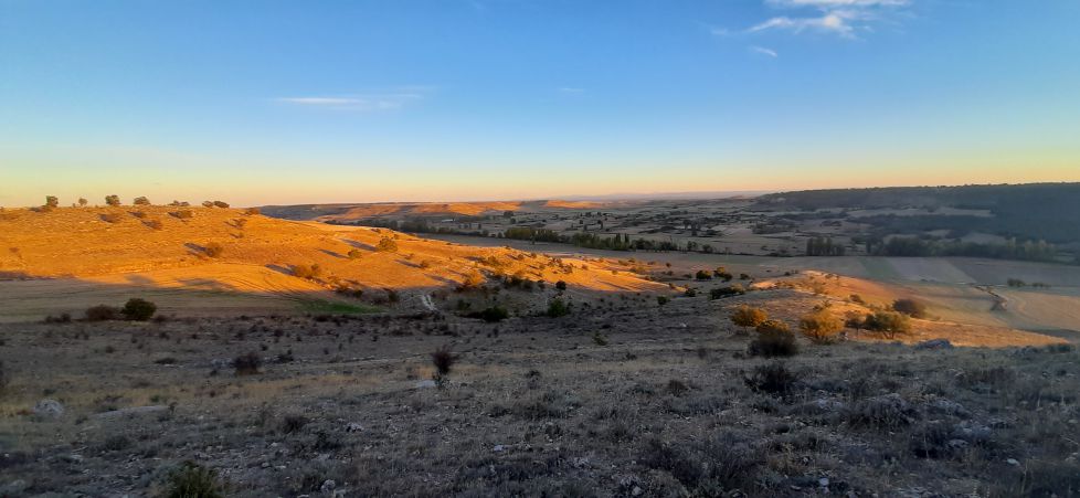 Atardecer en el valle de Esgueva.