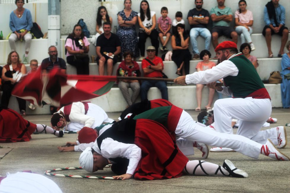 Bailes vascos en Urruña