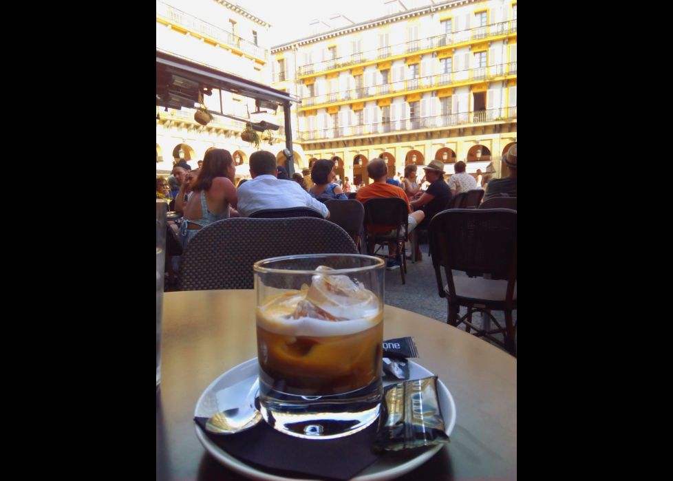 Un cafe en la Consti!!