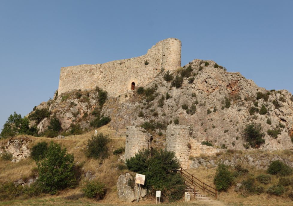 Castillo Poza de la Sal